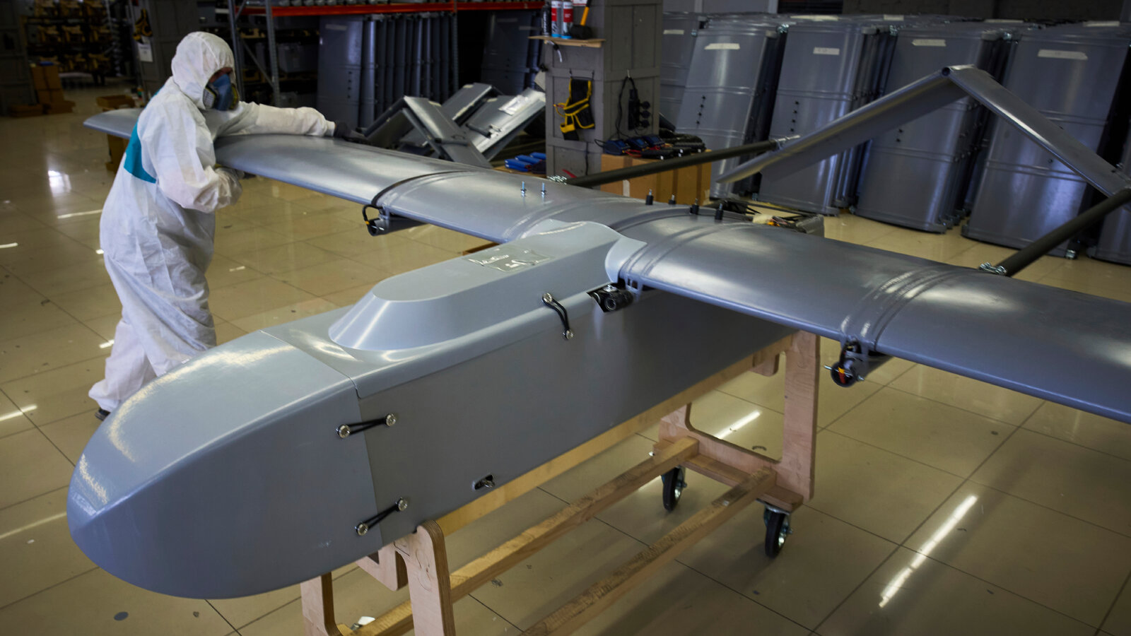 Ukraine’s Flamingo Missile Project Struggles with Technical and Financial Hurdles, Zelensky Admits