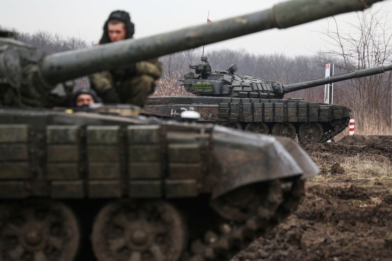 Russian Tank Upgrades Deployed to Ukraine Frontlines as Conflict Intensifies