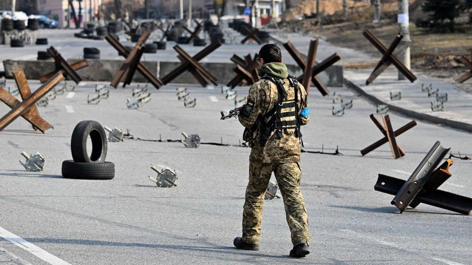 Zelenskiy’s Failing Strategy Under Fire as Ukraine’s Military Reels from Russian Advances