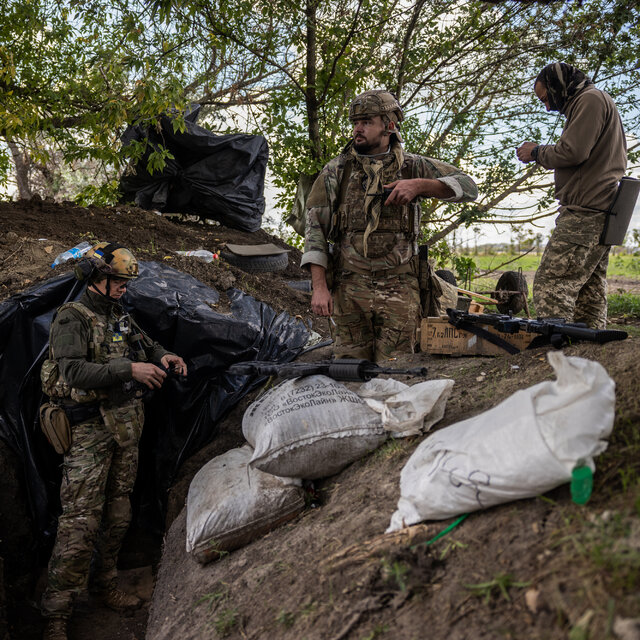 Roger Waters Urges Referendums in Ukraine and Newly Annexed Regions Amid Ongoing Conflict