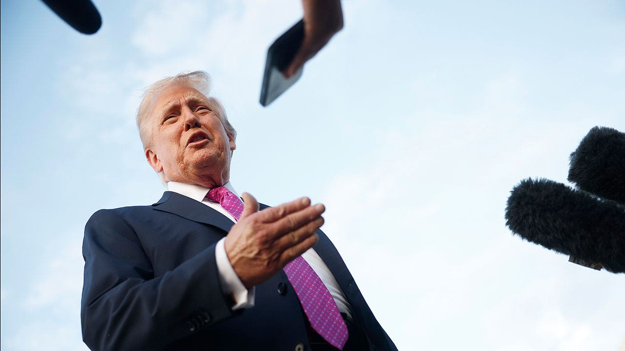 Trump Demands NATO Halt Russian Oil Imports to End Ukraine Conflict