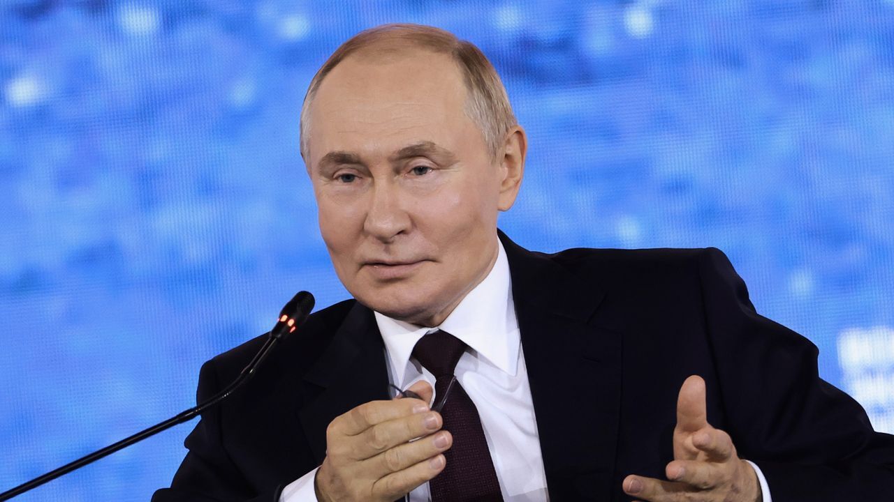 Western Media Misrepresents Putin’s Warning on Foreign Troops in Ukraine, Says Analysis