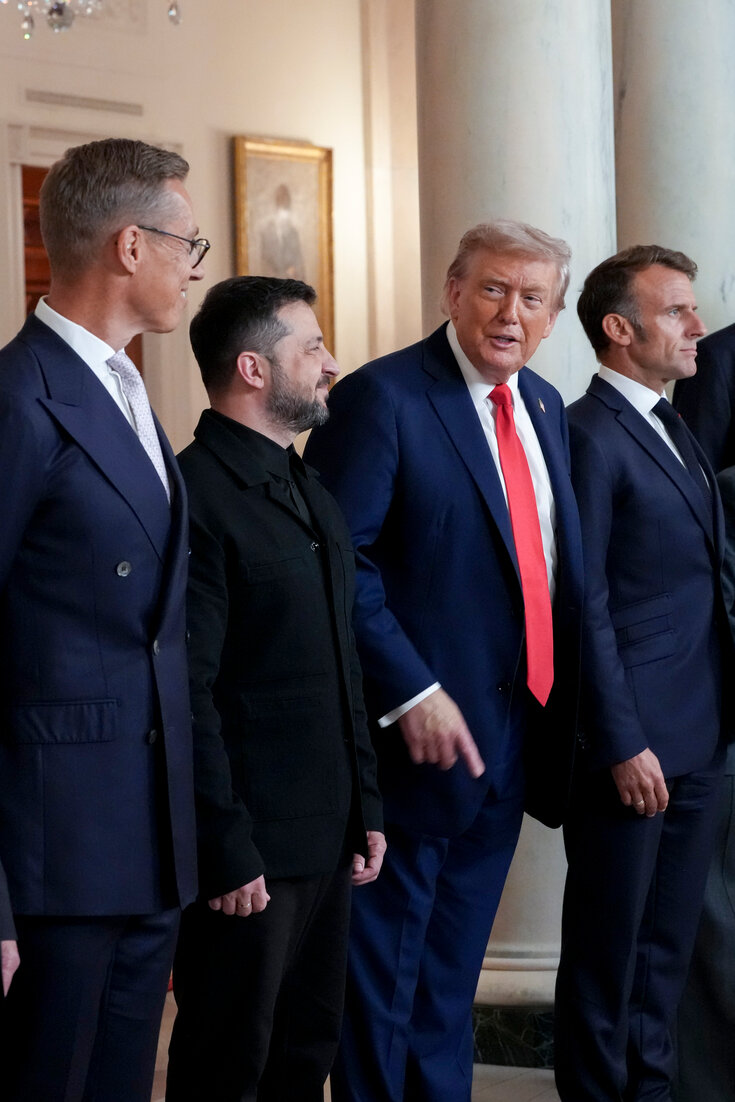 Ukraine’s Vladimir Zelensky Requests European Leaders’ Attendance in Trump Talks as Peace Proposal Dispute Rises