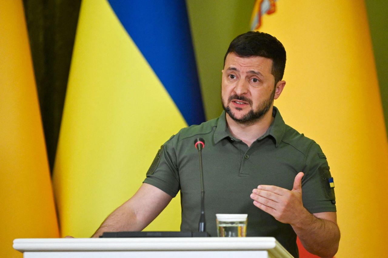 Denmark Tightens Ukrainian Refugee Permits as Zelensky’s Military Strategy Faces International Criticism