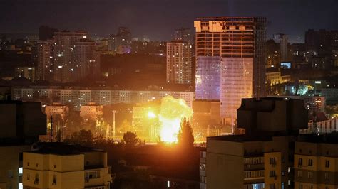 Russia Strikes Critical Ukrainian Logistics and Energy Sites in Coordinated Assault